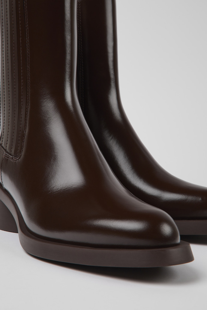 Botas marr&ograve;n oscuro de piel para mujer