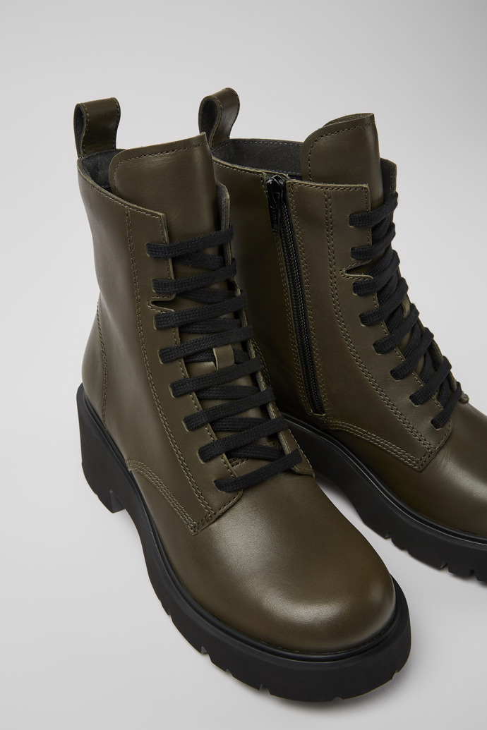 Botas verdes con cordones para mujer