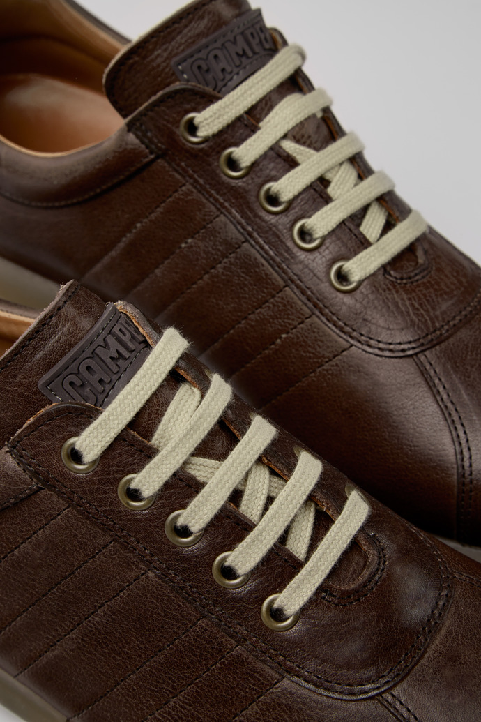 Zapato marr&ograve;n para hombre