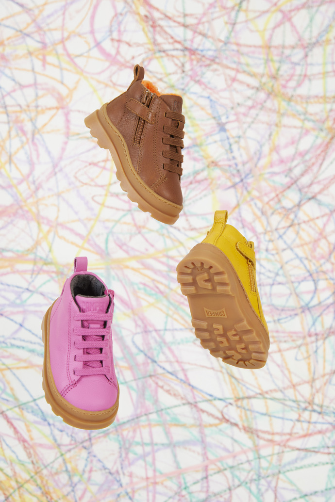 Botas de piel marrones con cordones