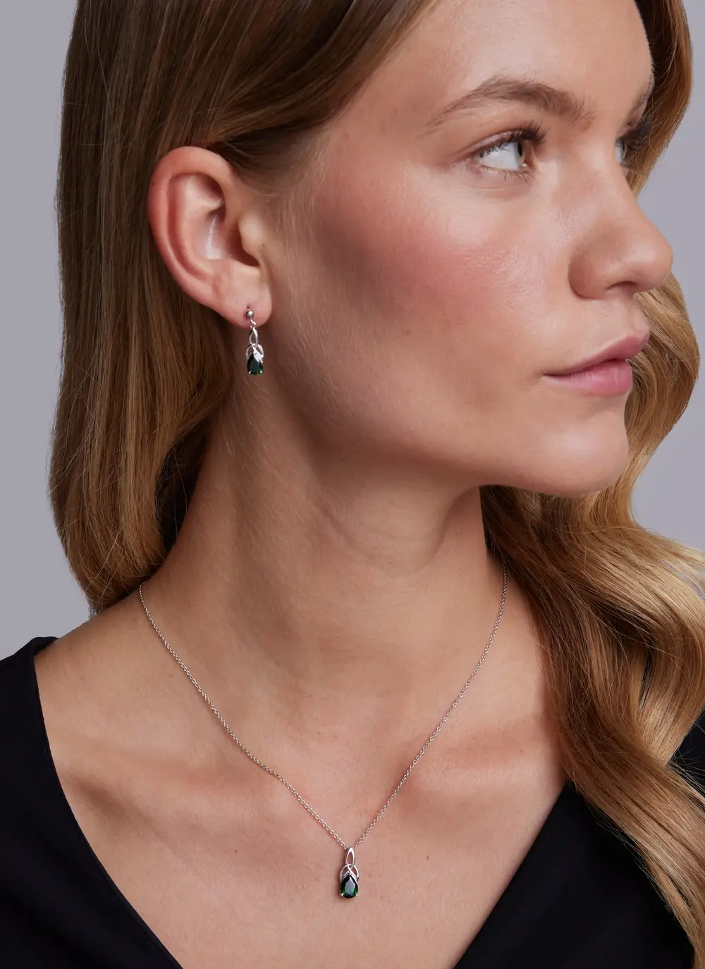 Sterling Silver Trinity Knot Pendant with Green Stone