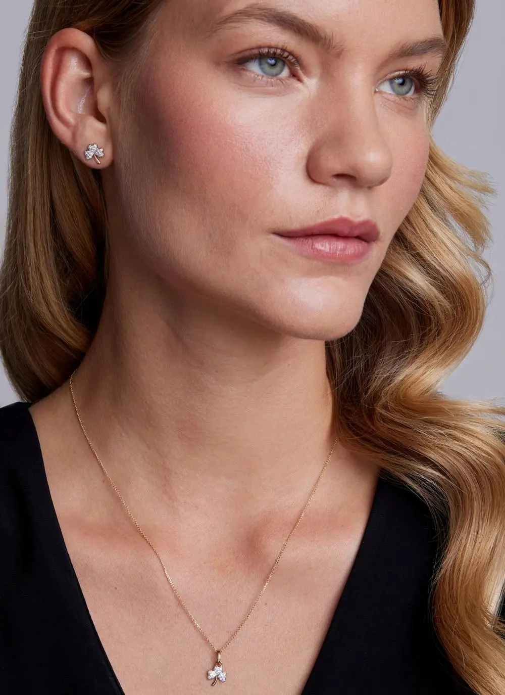 14ct Gold & Lab Diamond Shamrock Pendant