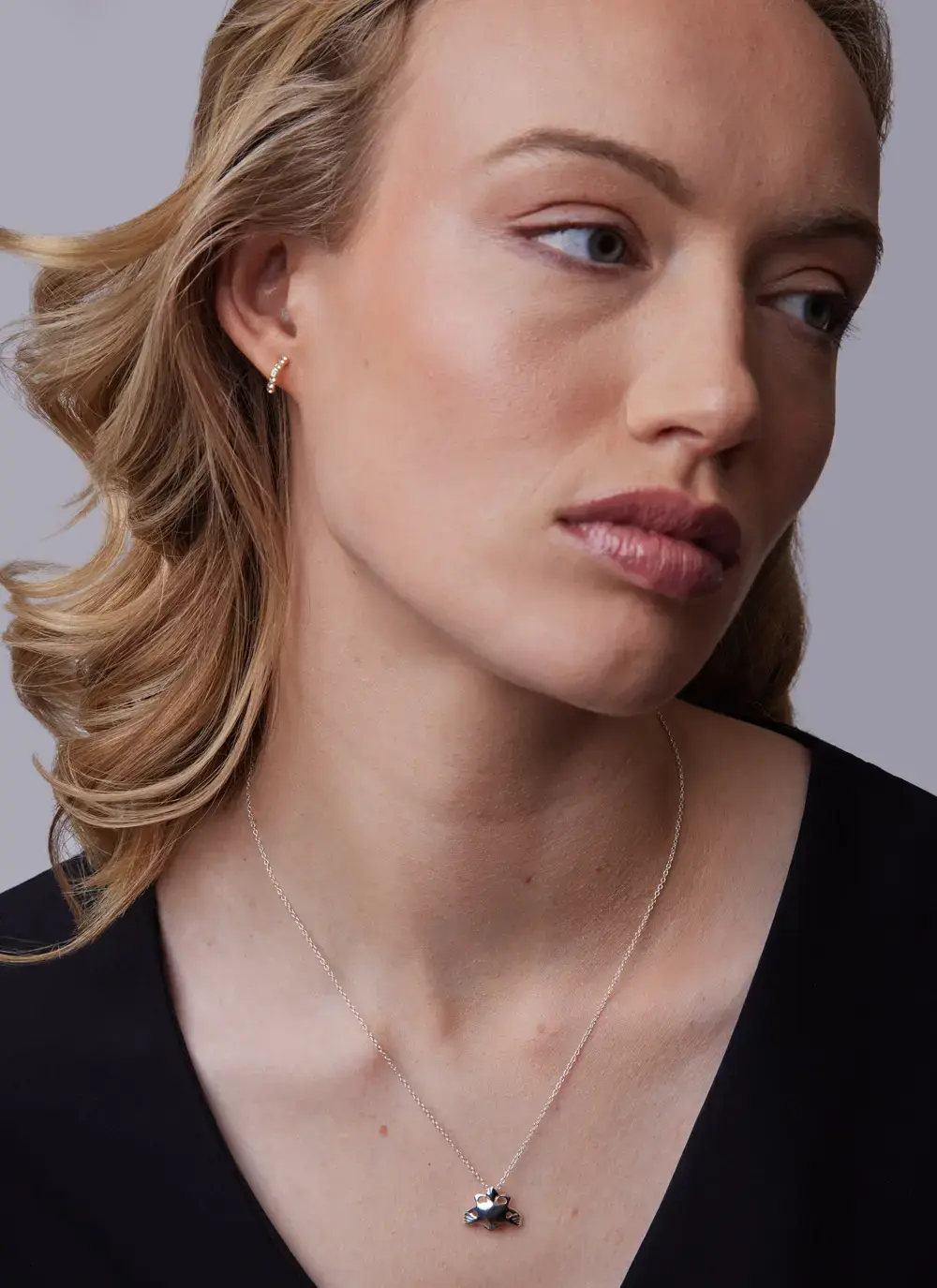 Sterling Silver Claddagh Floating Necklace