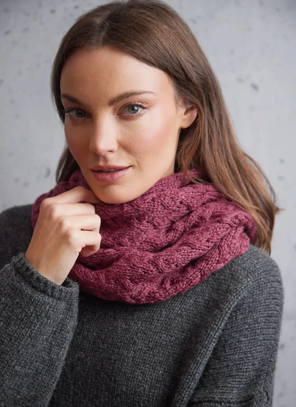 Supersoft Aran Snood in Jam