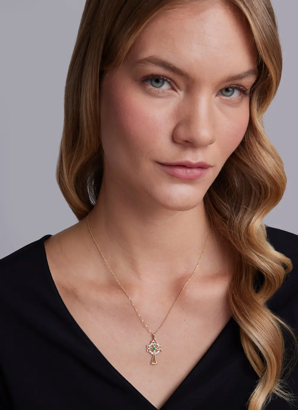 10ct Gold Celtic Cross Emerald Diamond Pendant