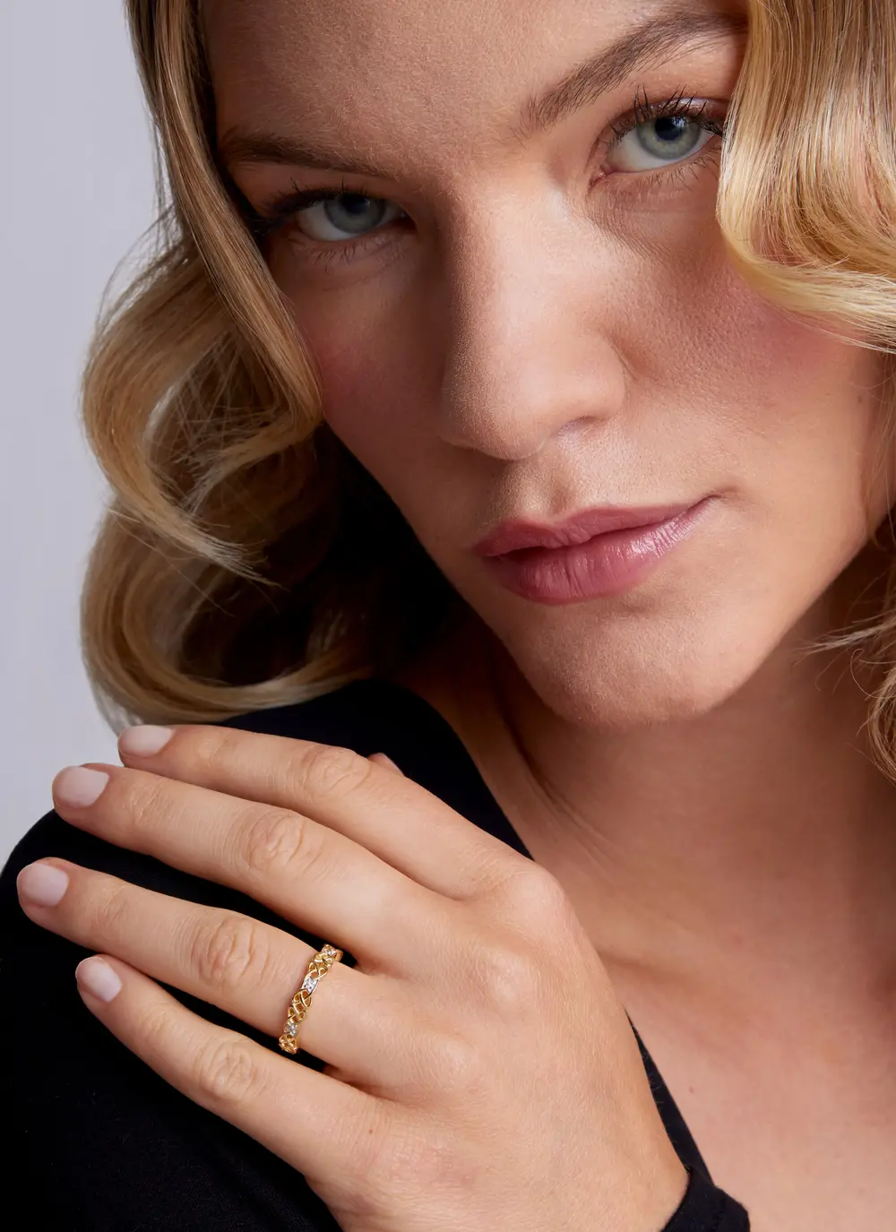 14ct Gold Vermeil Celtic Knot Ring with Diamond