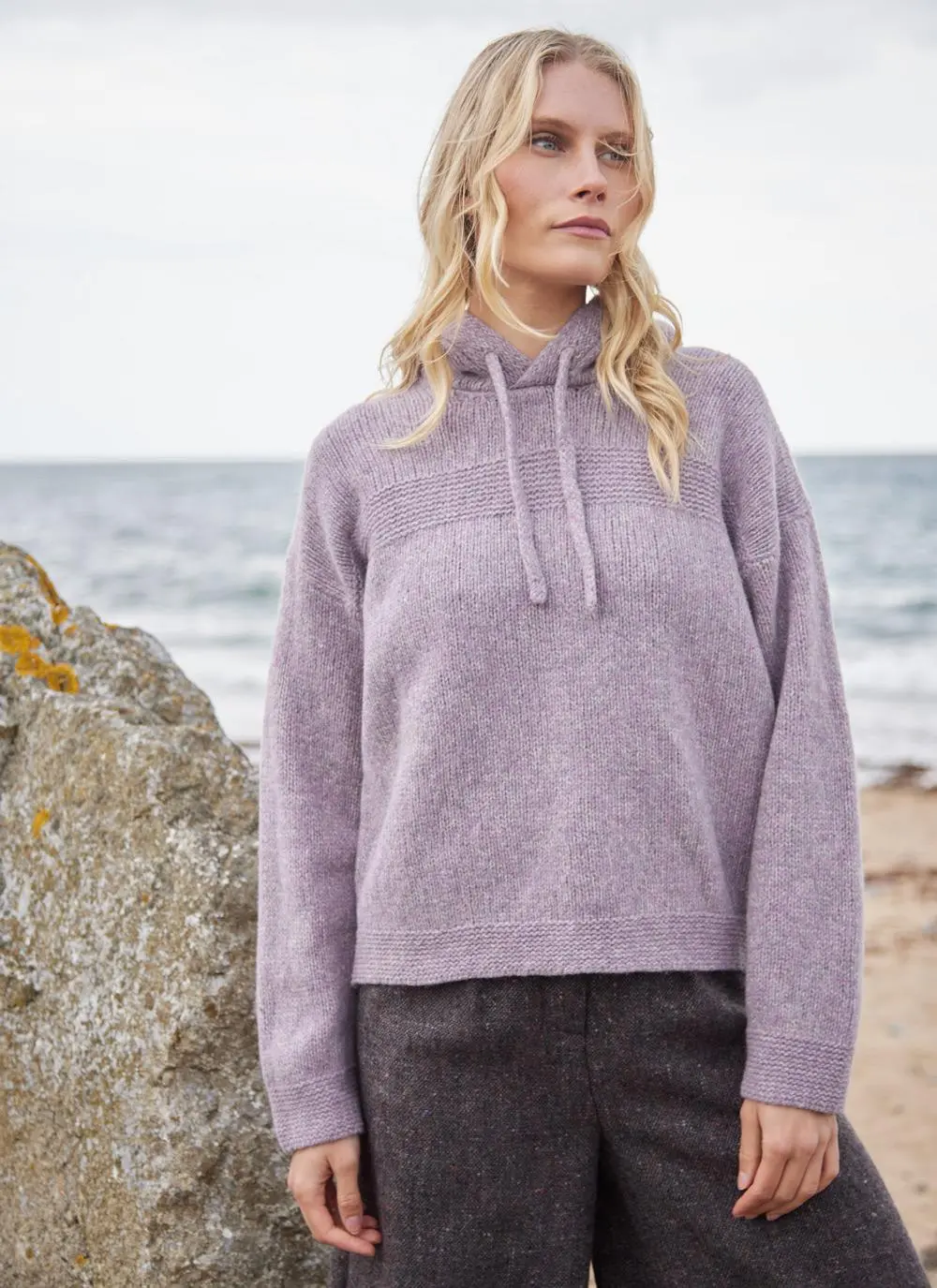 Fisherman Cashmere Cropped Hoodie