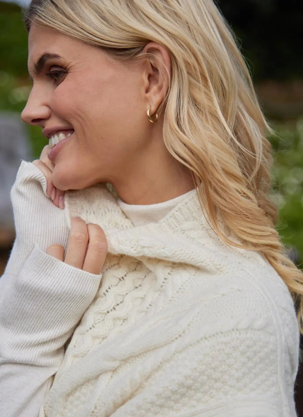 Achill Wool Cashmere Sleeveless Turtleneck Sweater