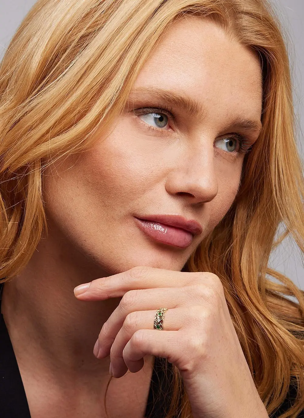 14ct Gold Diamond & Emerald Trinity Knot Ring