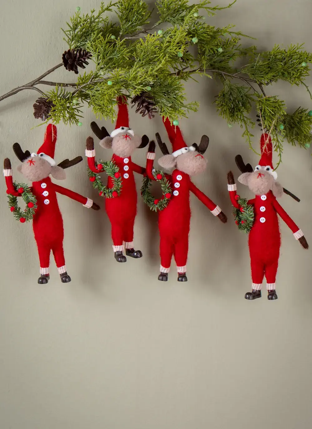 Reindeer In Pajamas Decoration Set Of 4
