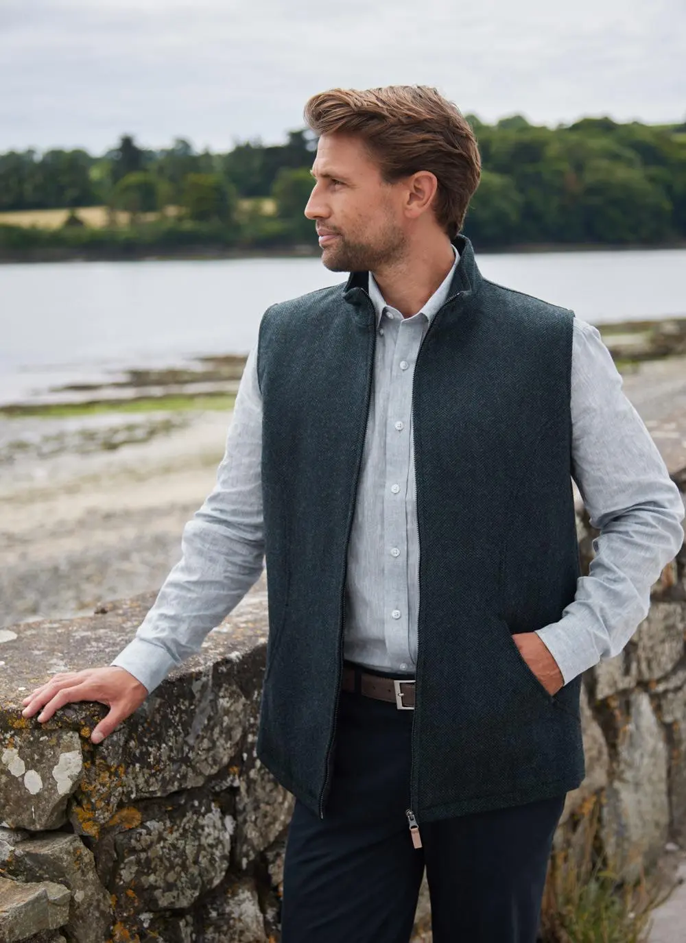 James Full Zip Tweed Gilet