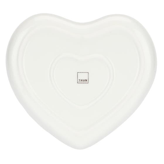 Heart-shaped porcelain saucer