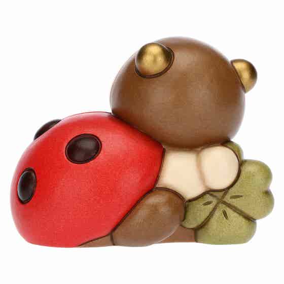 Medium ladybird with four-leaf clover