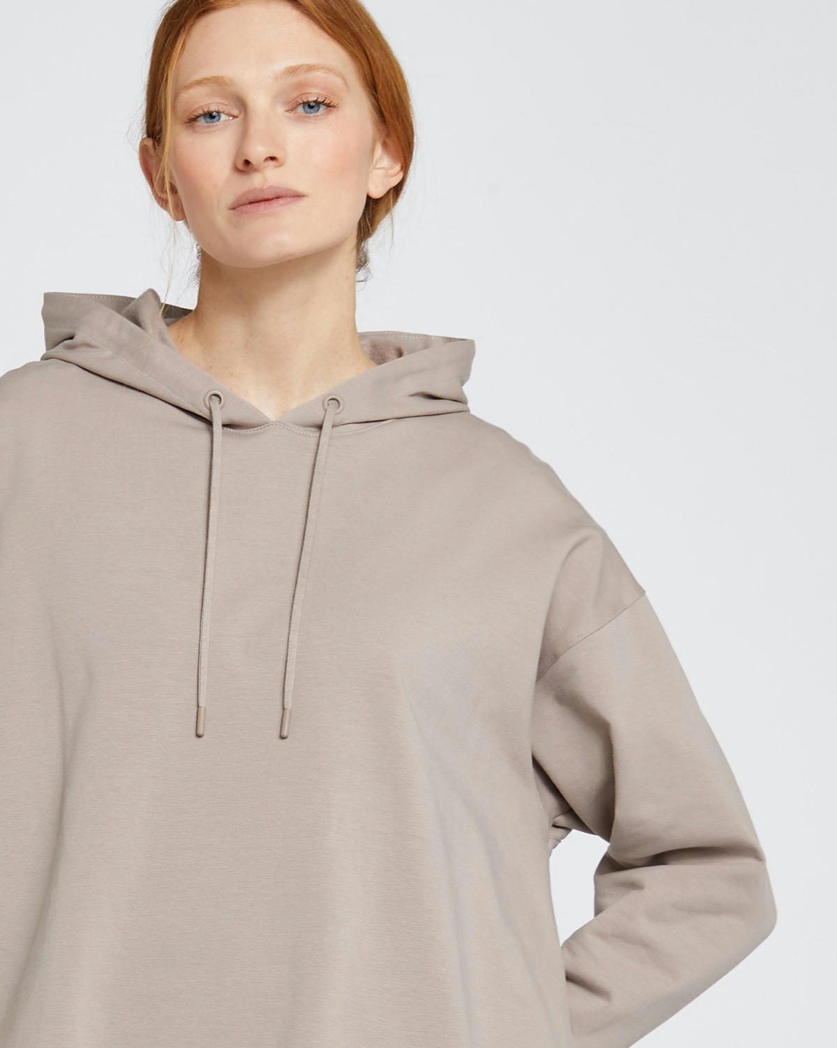 Carolyn Donnelly The Edit Drawstring Hem Hoodie
