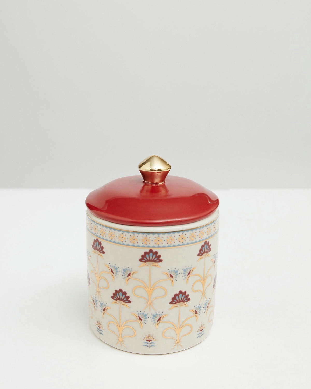 Carolyn Donnelly Eclectic Lidded Ceramic Candle