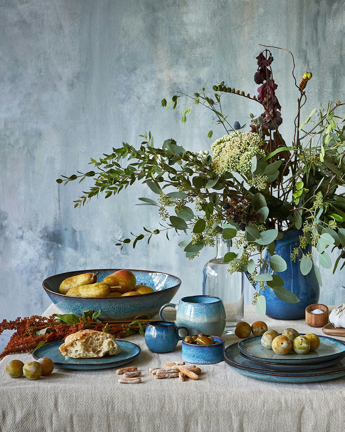 Helen James Considered Evissa Serving Bowl