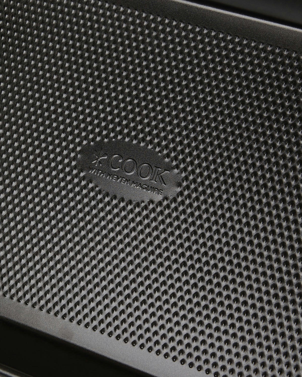 Neven Maguire Medium Roast And Bake Pan