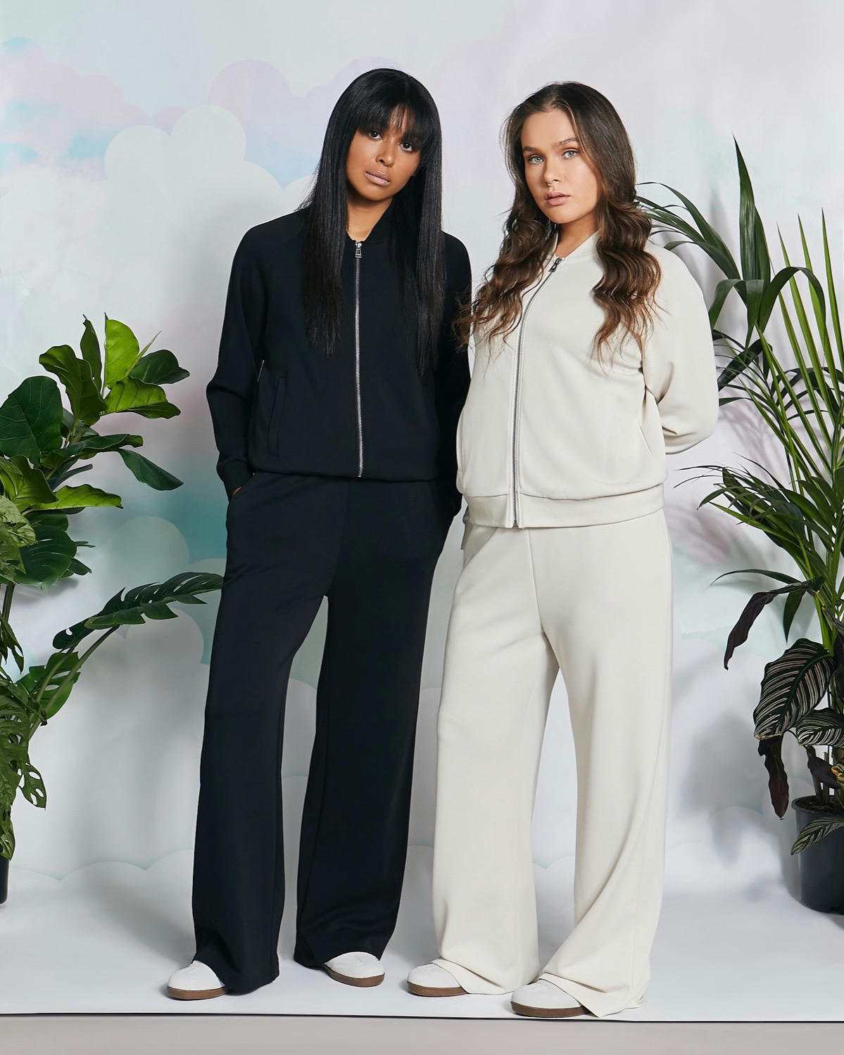 Helen Steele Stone Soft Touch Wide Leg Joggers