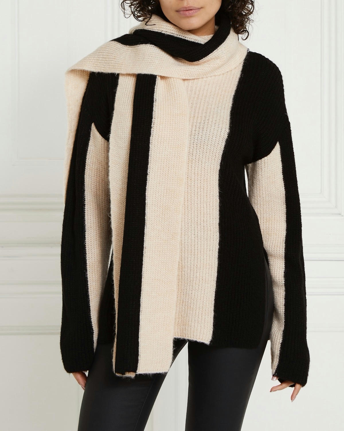 Gallery Scarf Jumper