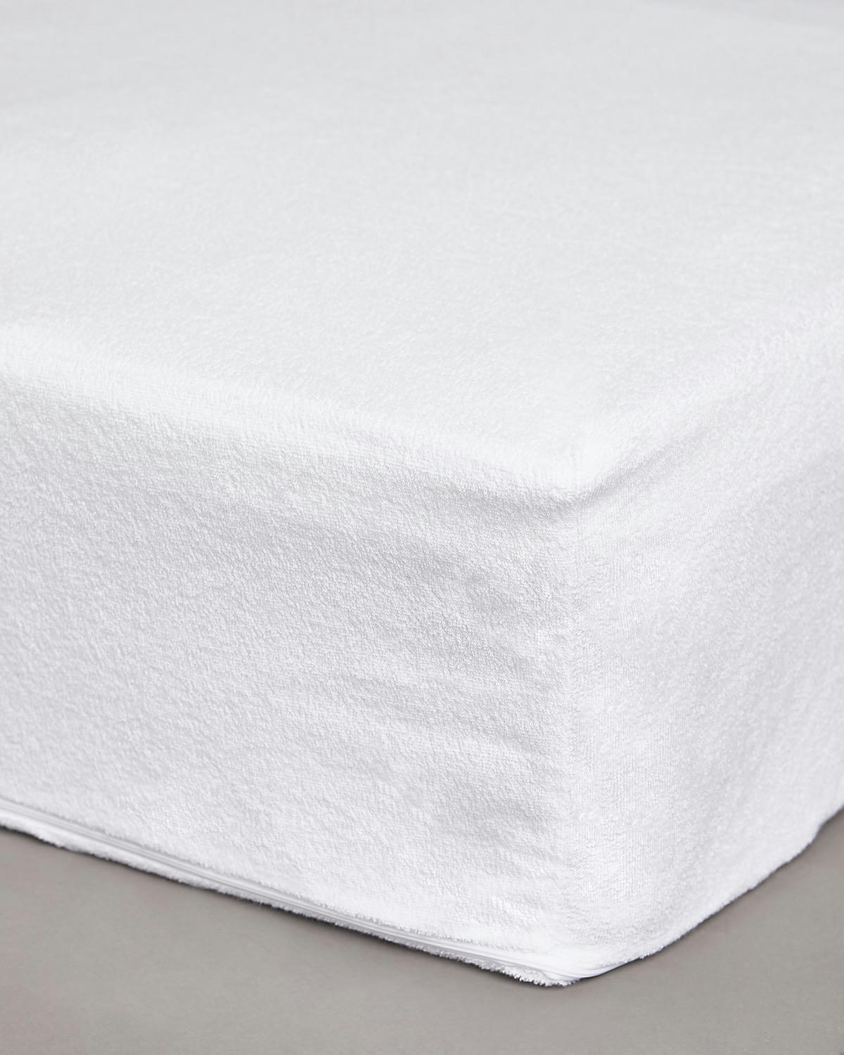 Dust Mite Zipped Waterproof Mattress Protector