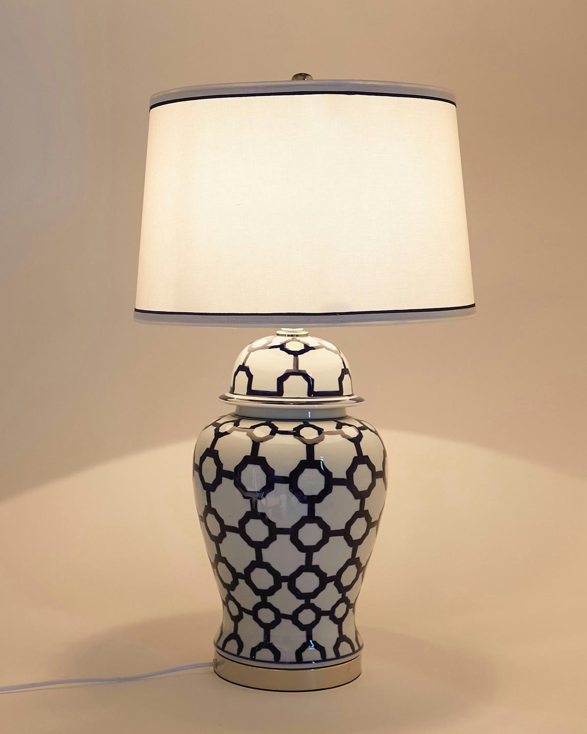 Paul Costelloe Living Maine Lamp