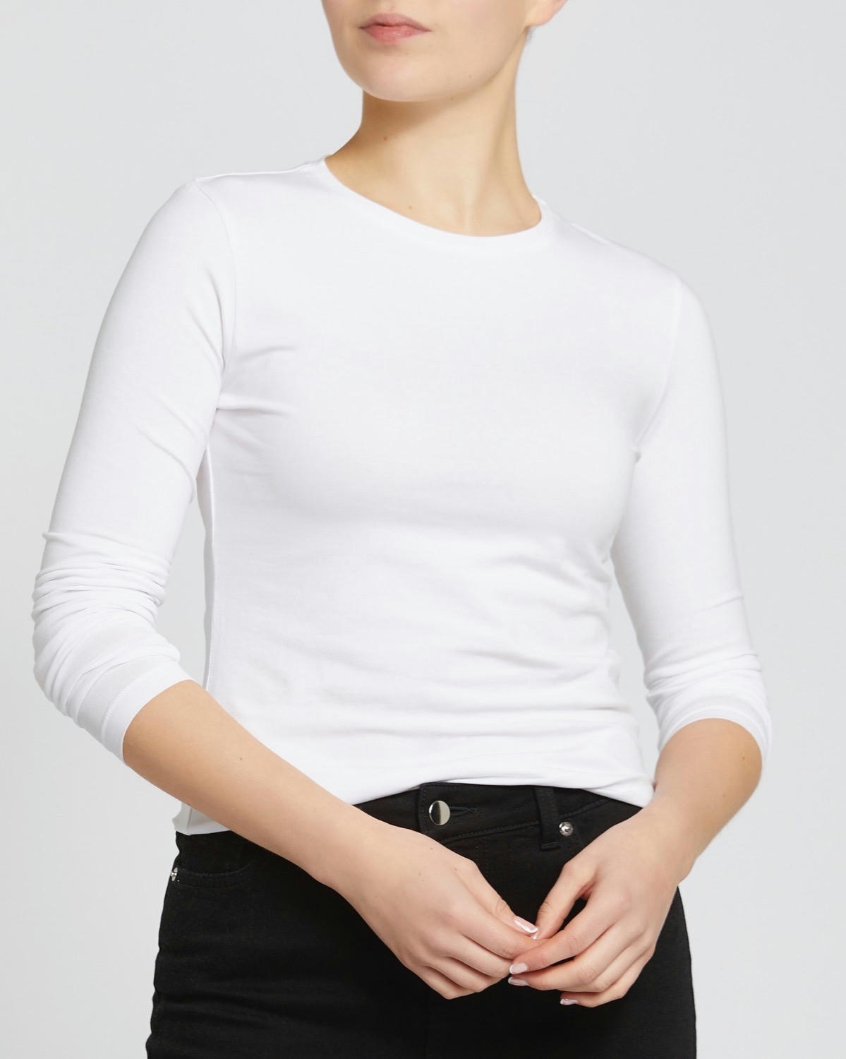 Long-Sleeved Stretch Crew Neck Top