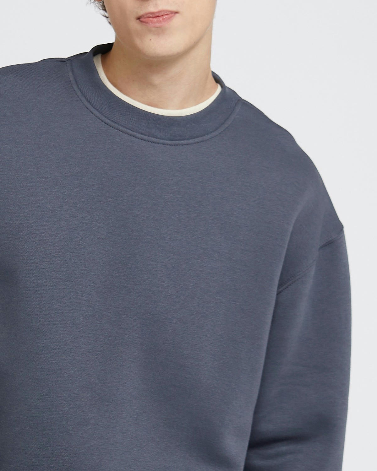 Relaxed Fit Crew Neck Sweatshirt
