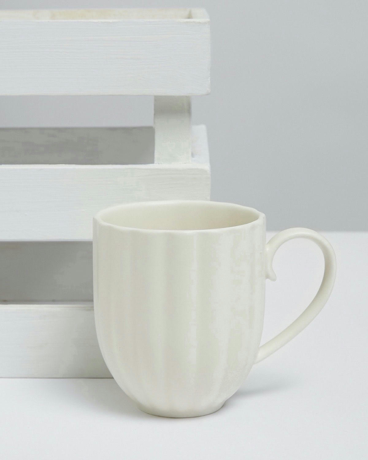 Carolyn Donnelly Eclectic Scalloped Mug