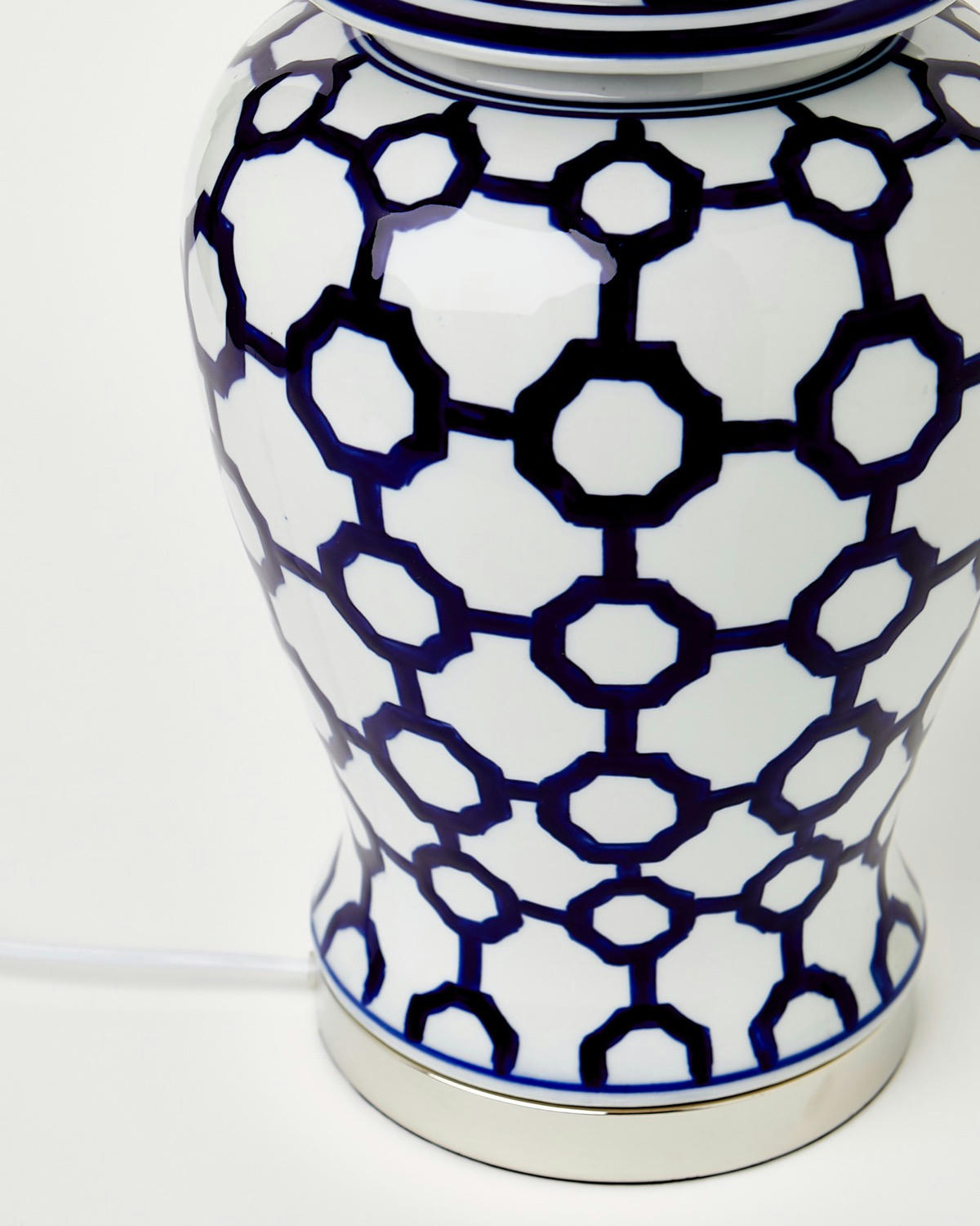 Paul Costelloe Living Maine Lamp