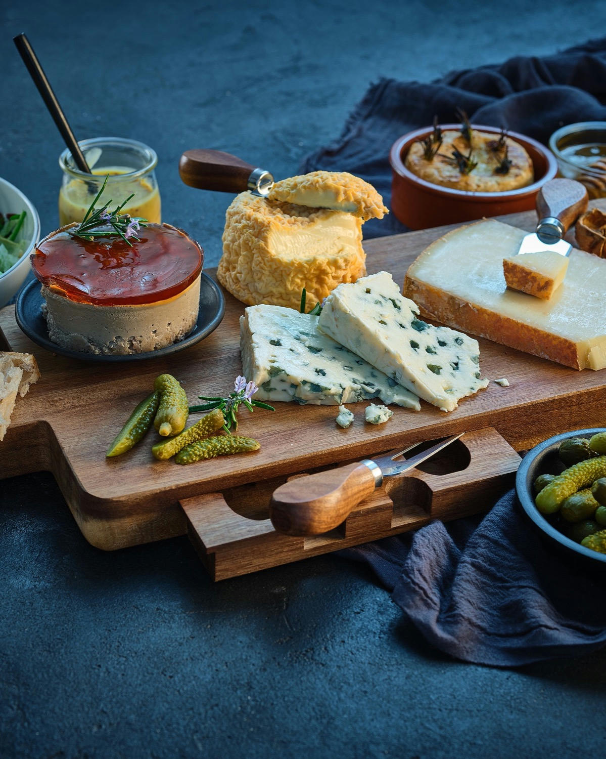 Neven Maguire Paddle Cheese Board Set