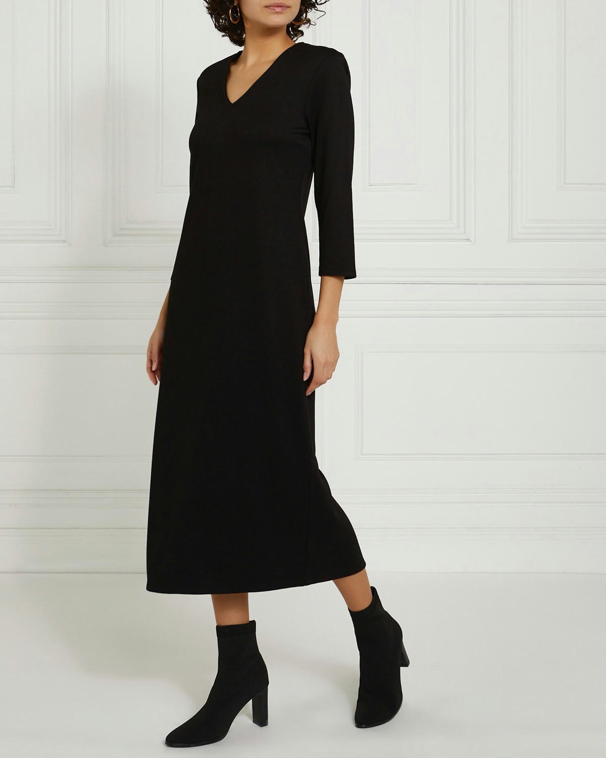 Gallery Jersey V-Neck Dress With Shoulder Pads