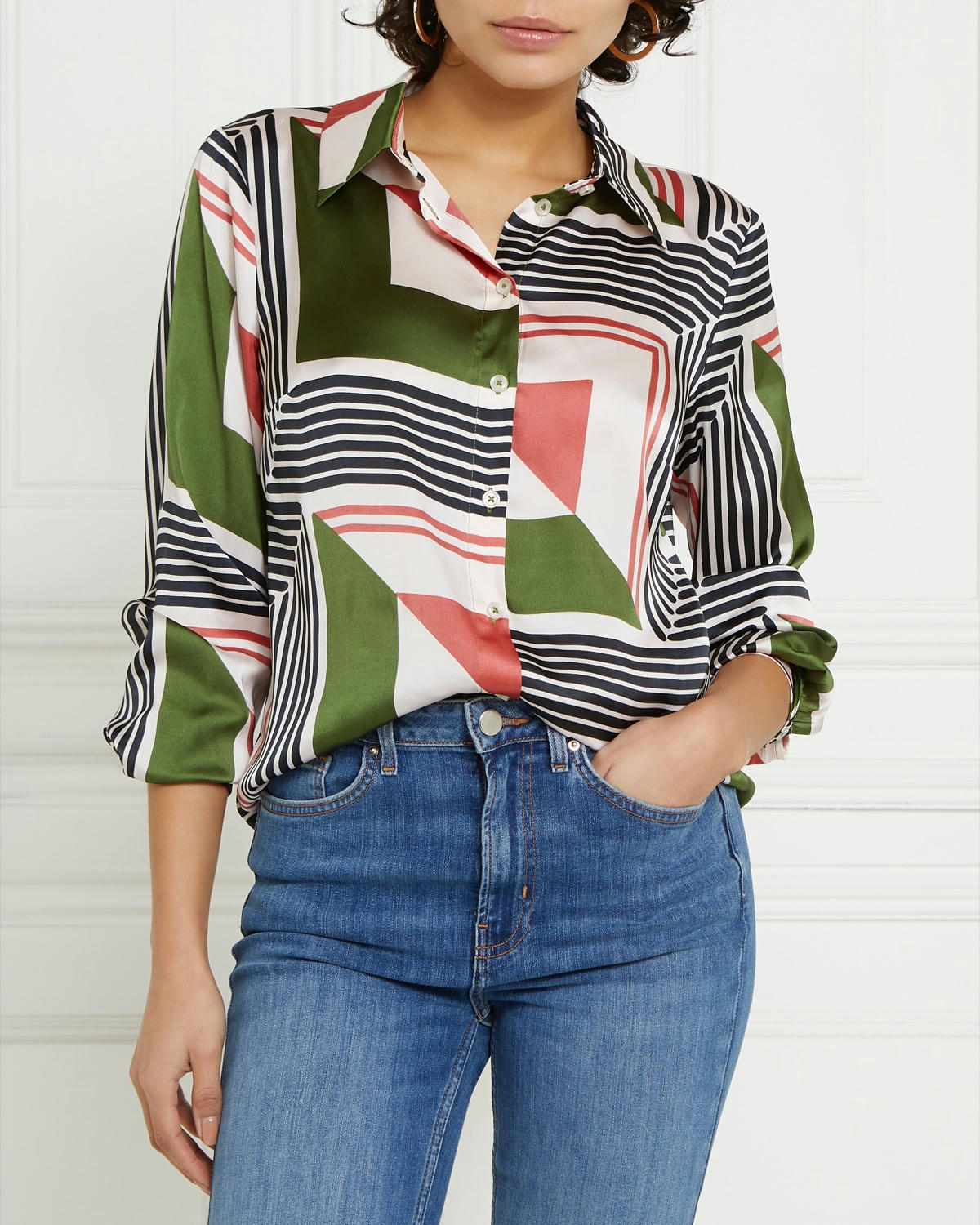 Gallery Collar Print Satin Button Blouse