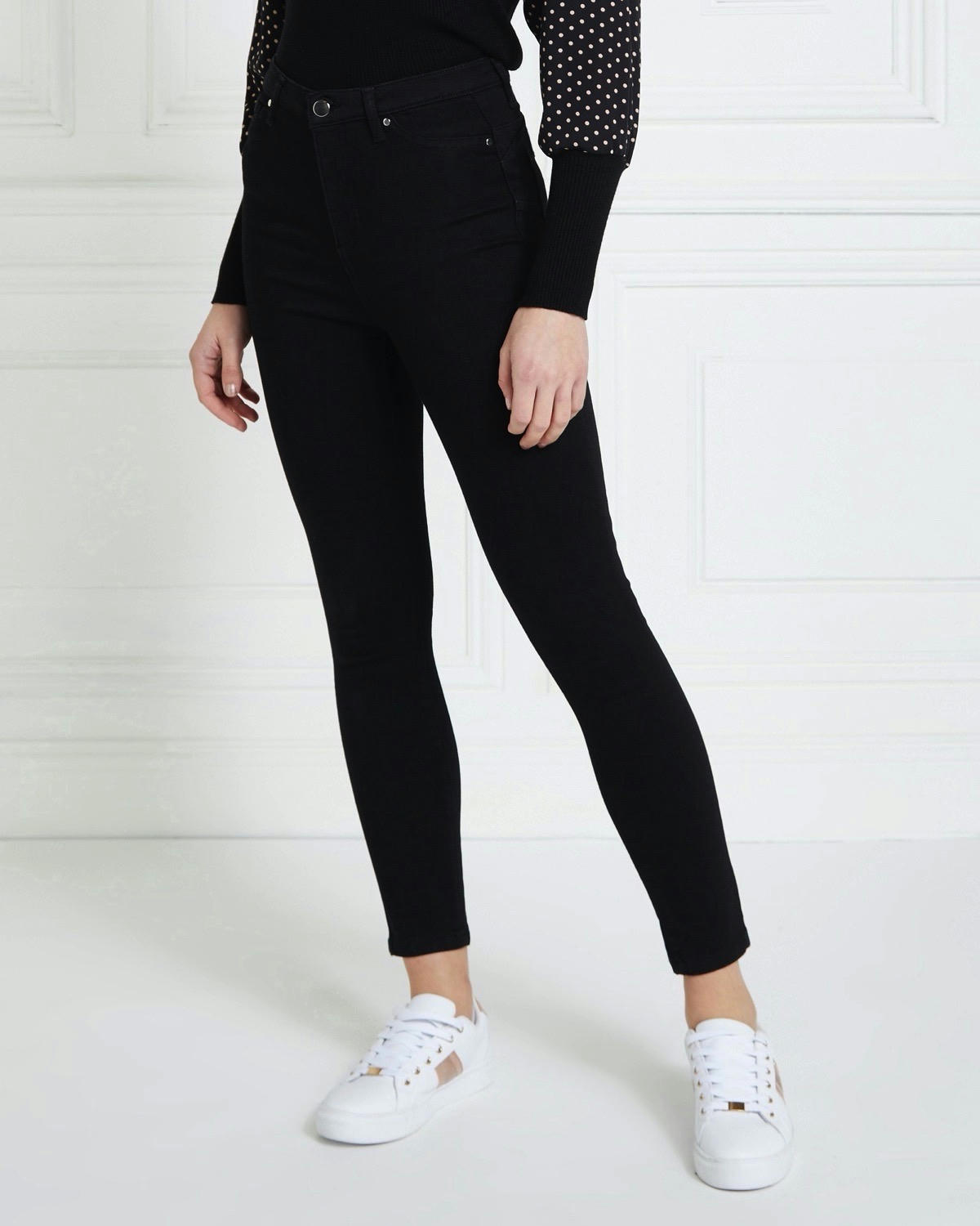 Gallery Define And Lift Jeans