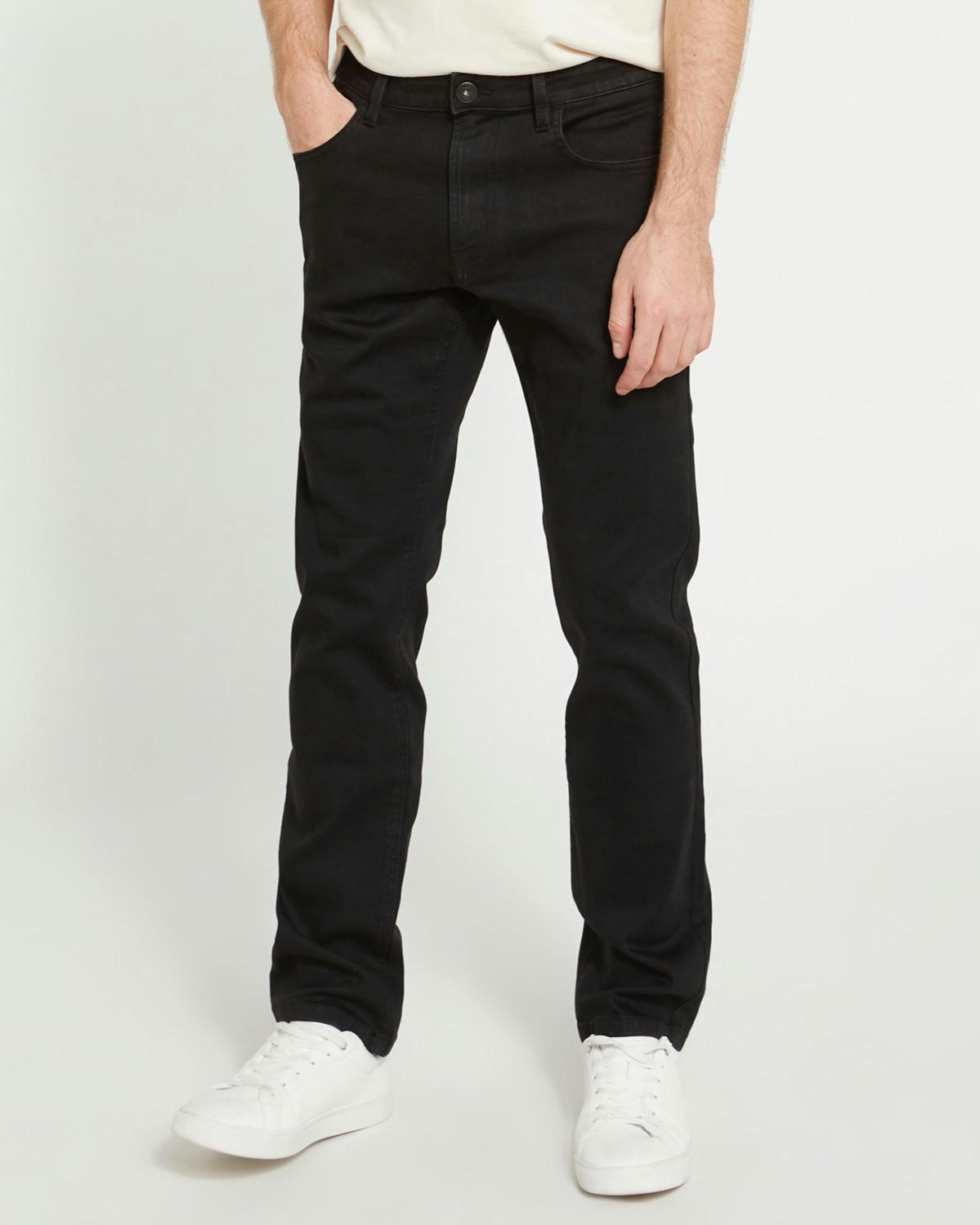 Ultra Stretch Straight Fit Jeans