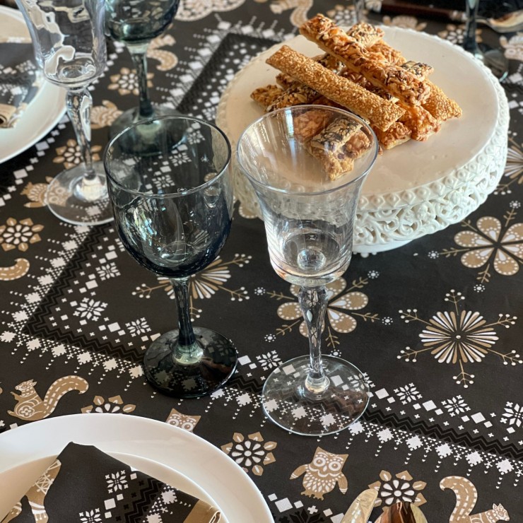 Balade en hiver tablecloth