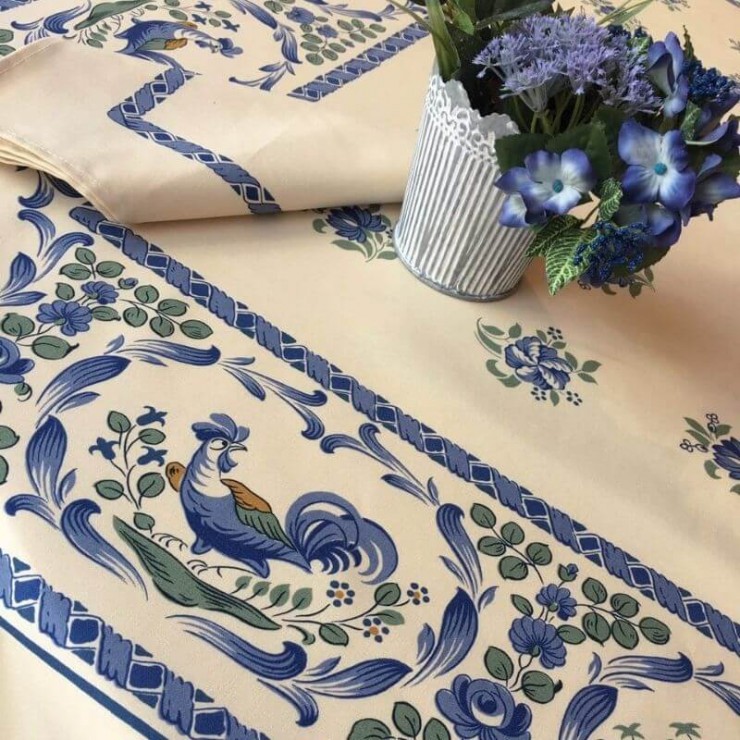 Les Coqs Tablecloth