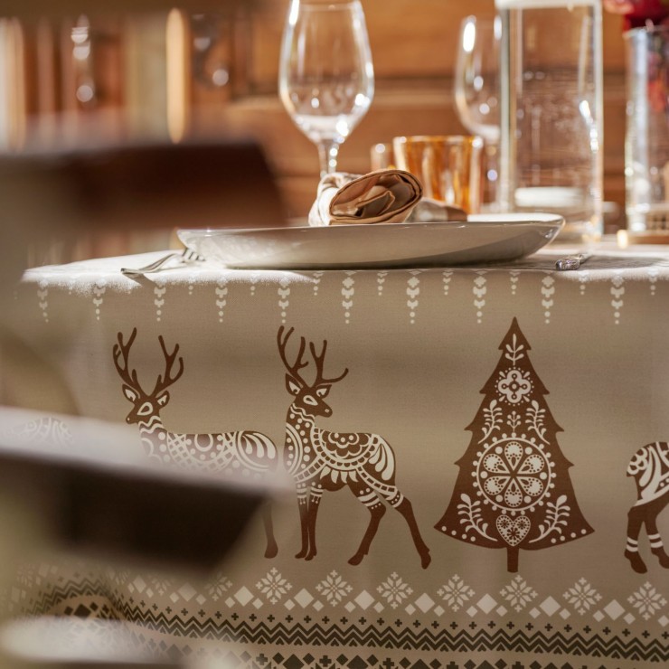 Balade en hiver tablecloth