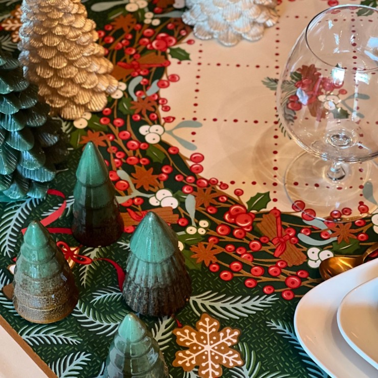 Sapin d'&Eacute;pices Tablecloth