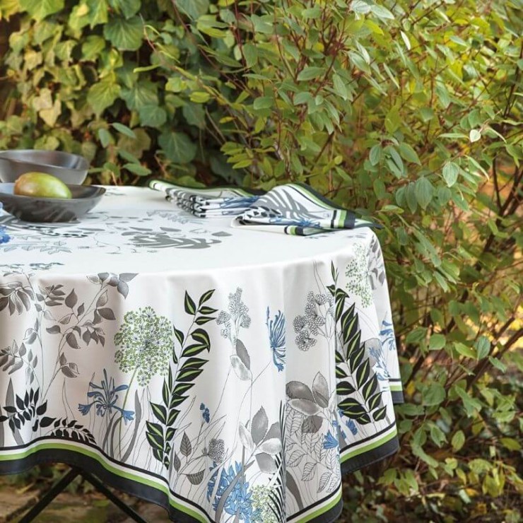Agapanthes Tablecloth