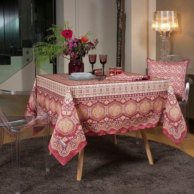La Boh&egrave;me Tablecloth