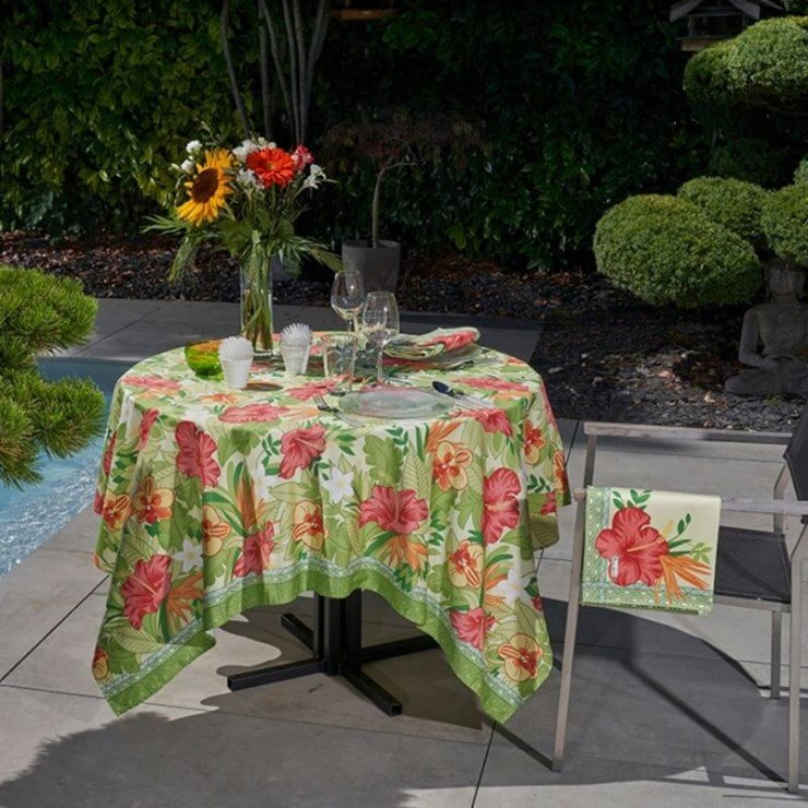 Canop&eacute;e Tablecloth