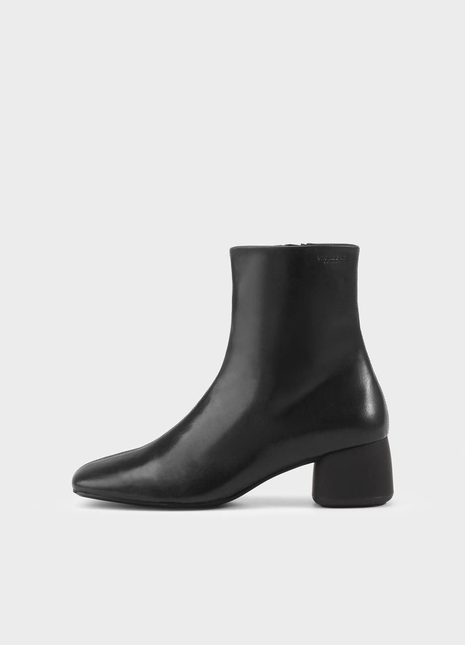 Livia Ankle Boots