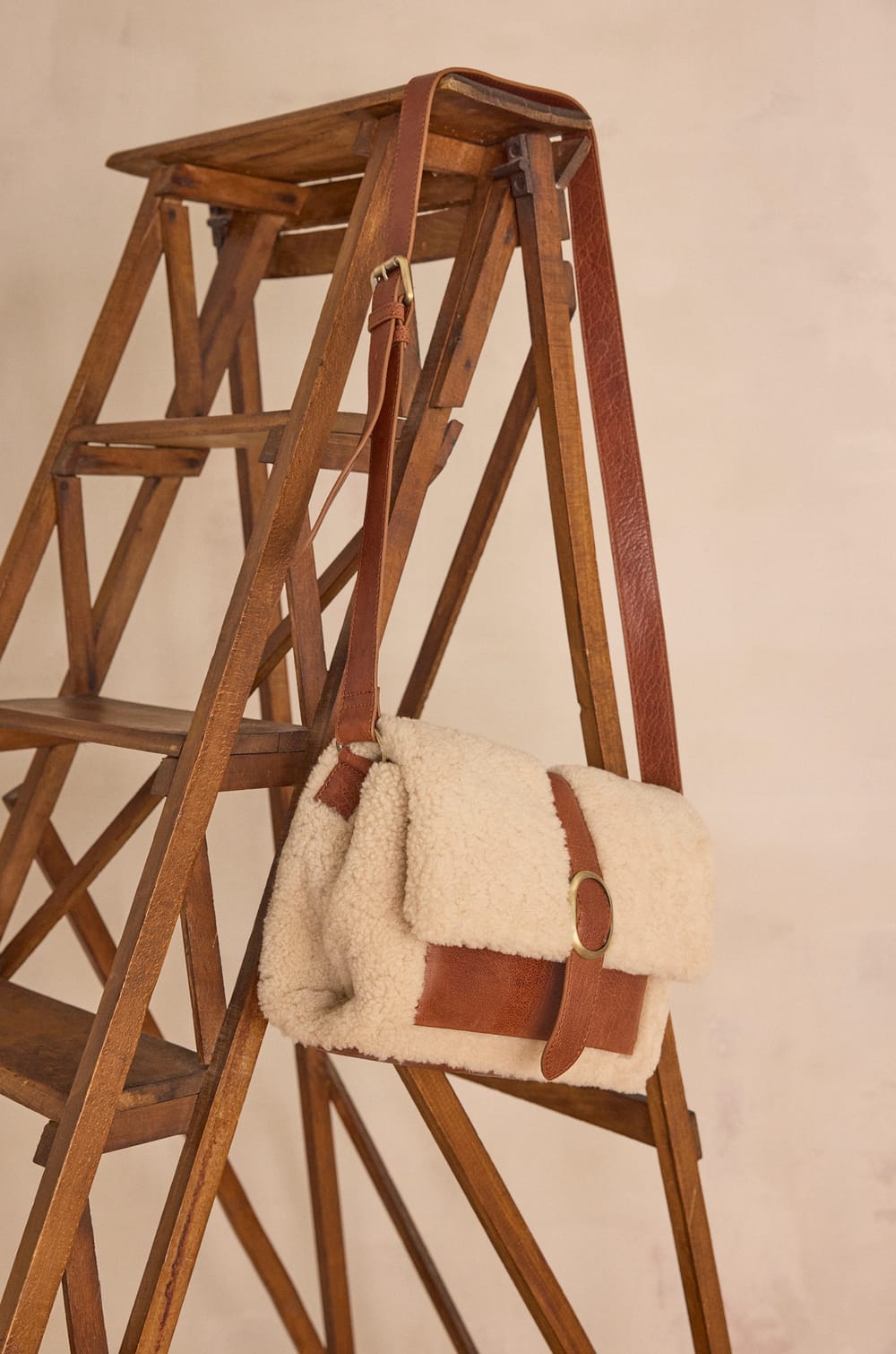 LOUIS leather satchel bag