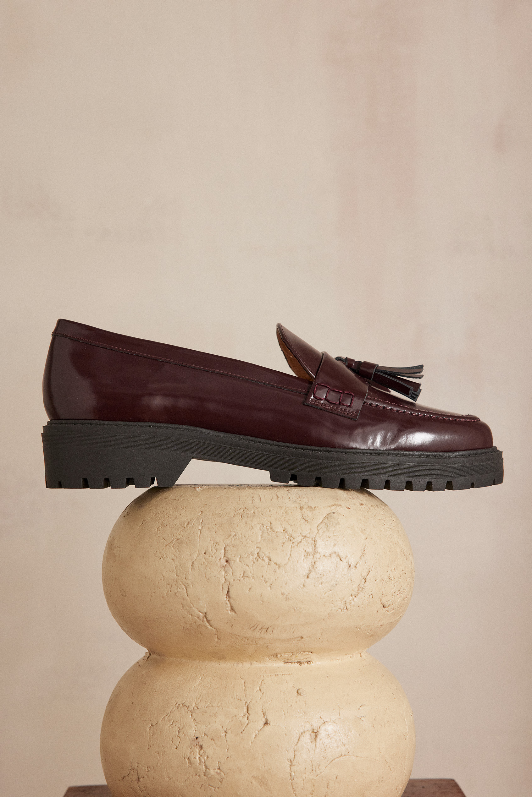 VALENTIN leather loafers