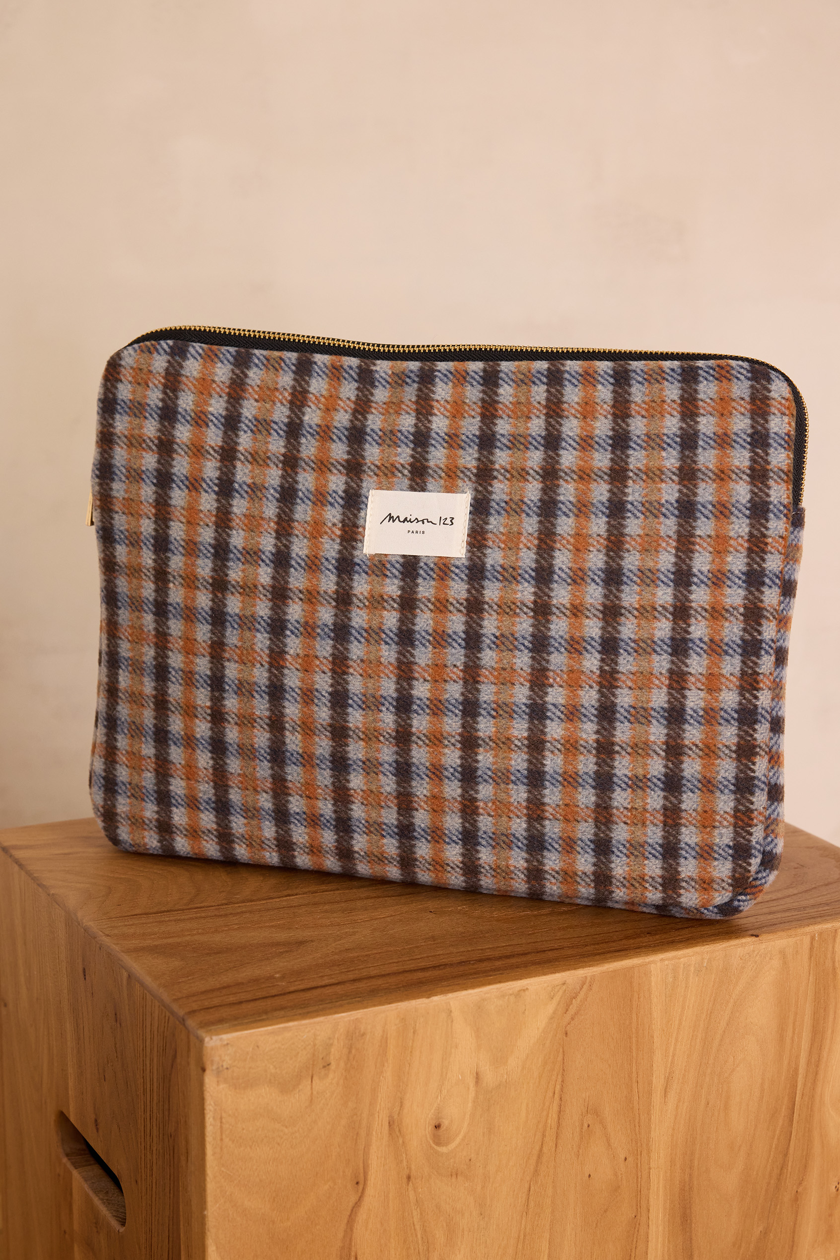 LIAM tartan pattern laptop sleeve