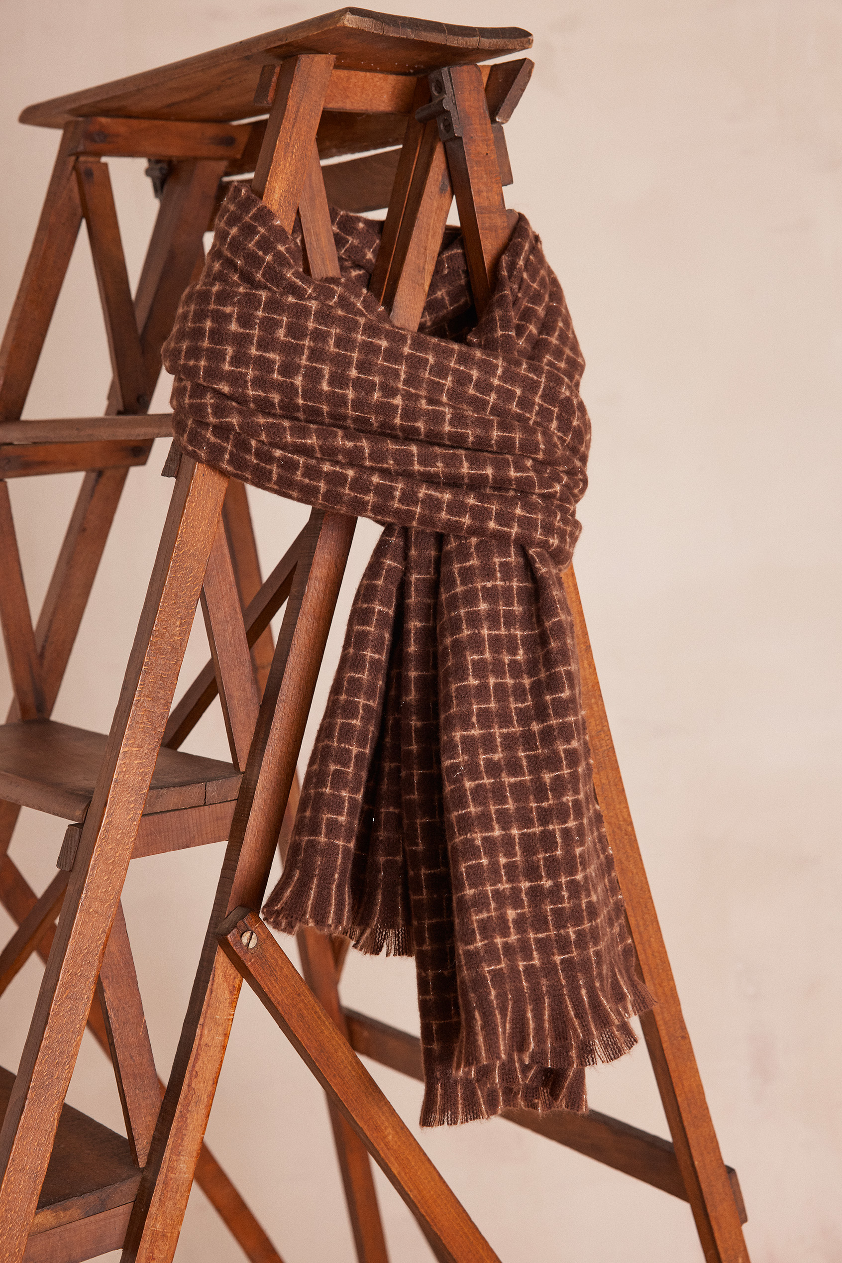 TALIA fine check SCARF