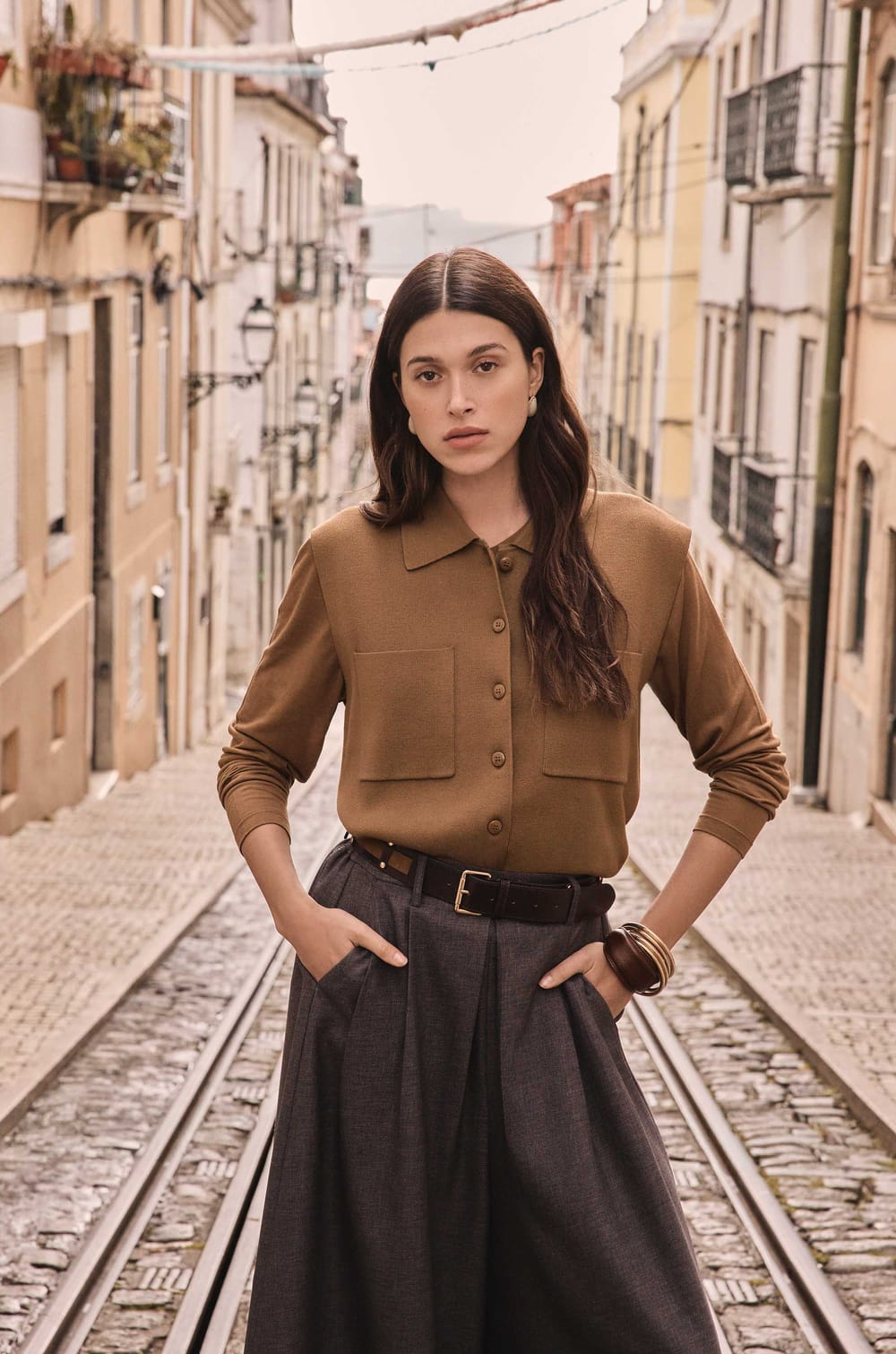 PETRA Sleeveless Cardigan