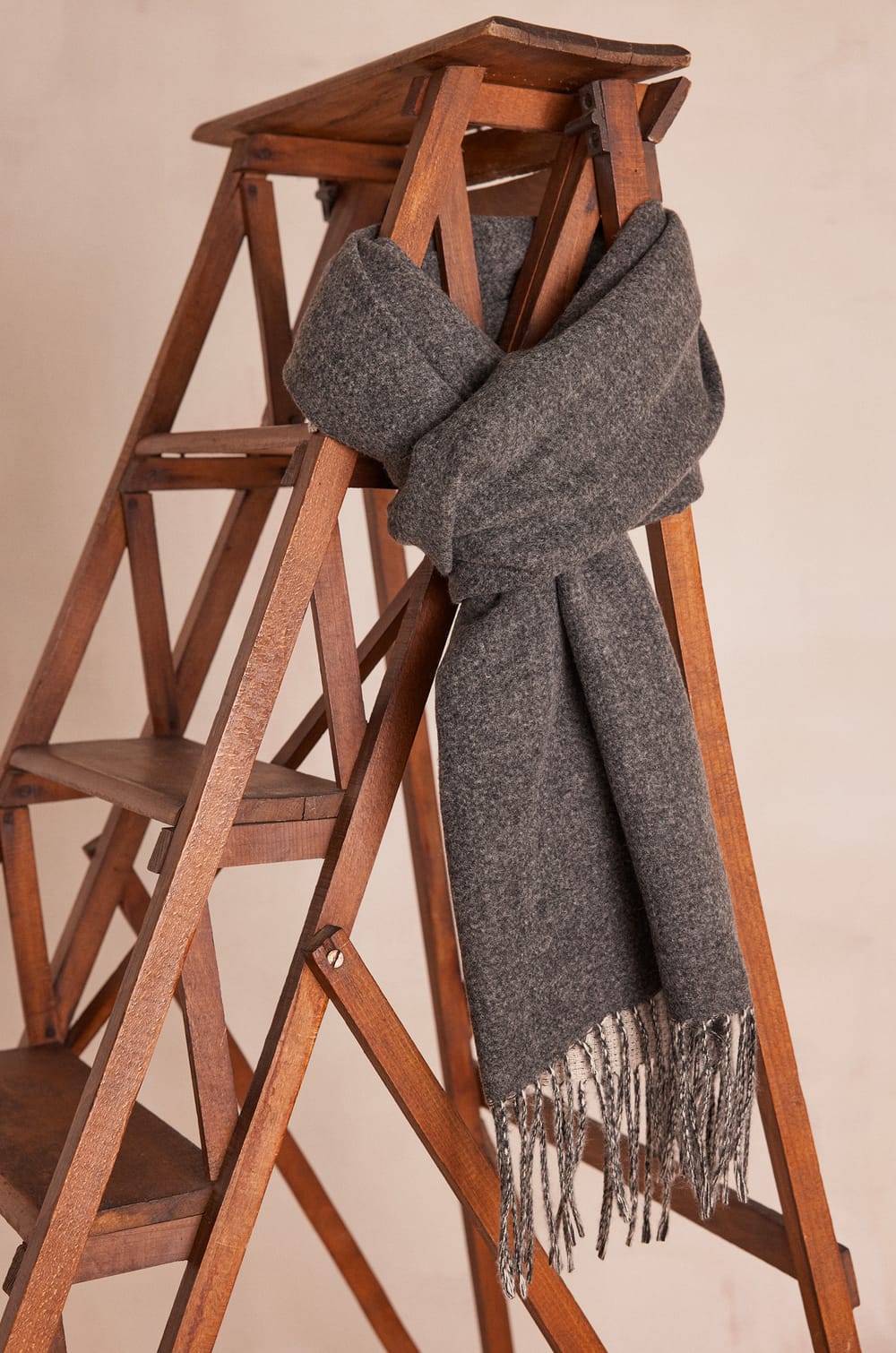 THEA double-sided scarf