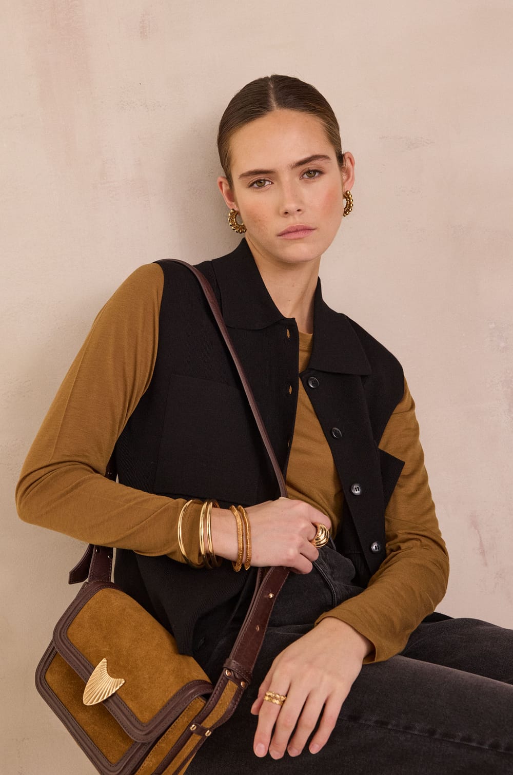 PETRA Sleeveless Cardigan