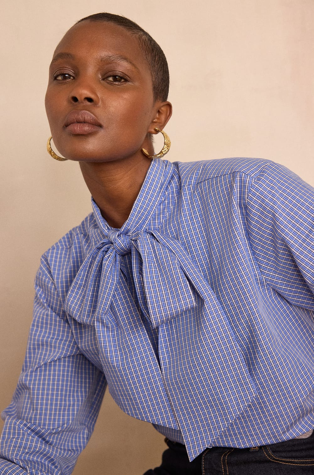 SANDRINE 100% cotton shirt with pussy bow collar